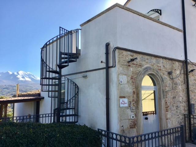 Casa Elvira Basilico Villa San Valentino in Abruzzo Citeriore Bagian luar foto